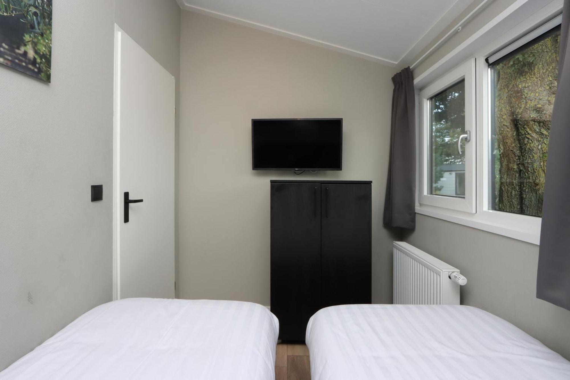 Wellness Chalet Veluwemeer บิดดิงฮุยเซน ภายนอก รูปภาพ